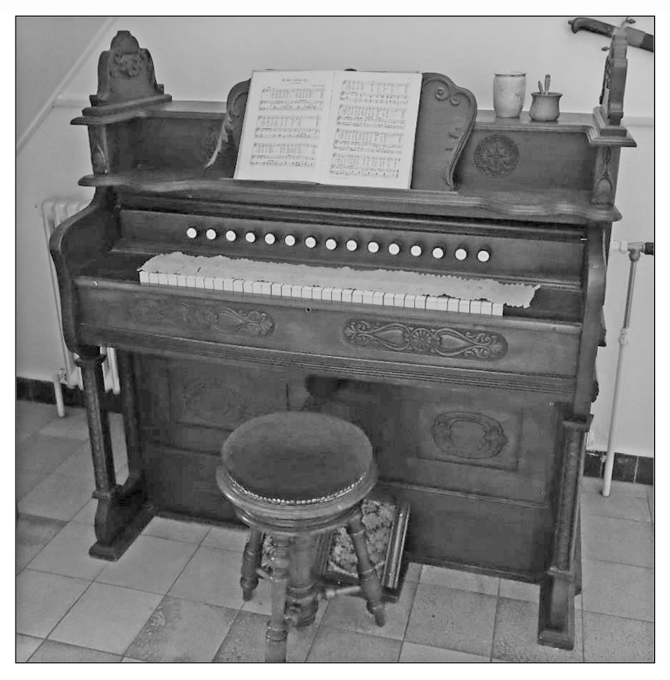 Harmonium in museum Giessenburg